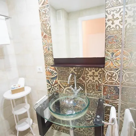 Tourist House Alhondiga Apartment Seville